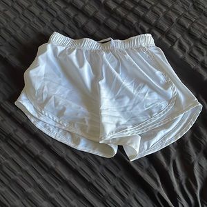 white nike shorts